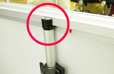 ロールアップバナーNext:3-4 支柱とメディアを連結