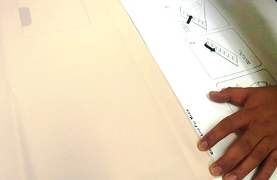 ロイヤルロールスクリーンバナー:1-2 メディアバナー接着